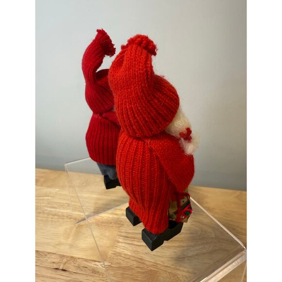 Pair of Ljungstroms Of Sweden Tomte Wooden Figures Christmas Holiday JL - Picture 4 of 13